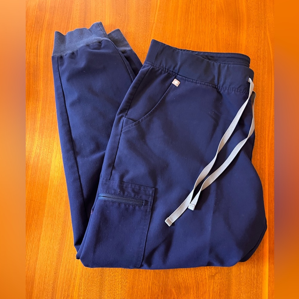 Figs Zamora navy joggers XL